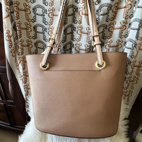 Michael Kors Tote - Picture 2 of 5